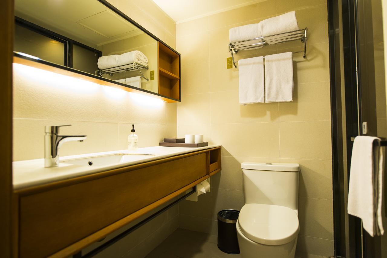 Ji Hotel Shanghai The Bund Tiantong Road Ngoại thất bức ảnh